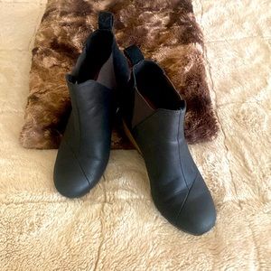 TOMS ankle wedge booties in black leather/suede